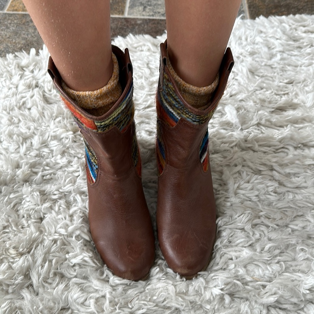 Bandolino Boho Western Brown Leather Heeled Boots Size 8